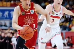 开云体育官方网站-广东宏远队在比赛中处于一轮激烈的角逐局面