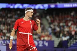 开云体育中国-英格兰羽毛球队完胜丹麦羽毛球队，安赛龙爆发神勇的简单介绍