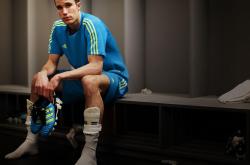 开云体育平台APP-绝境之王，阿圭罗抢七夜，一球定江山