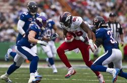 开云体育登录-吉林队关键战突围勇士，德罗赞硬仗之王