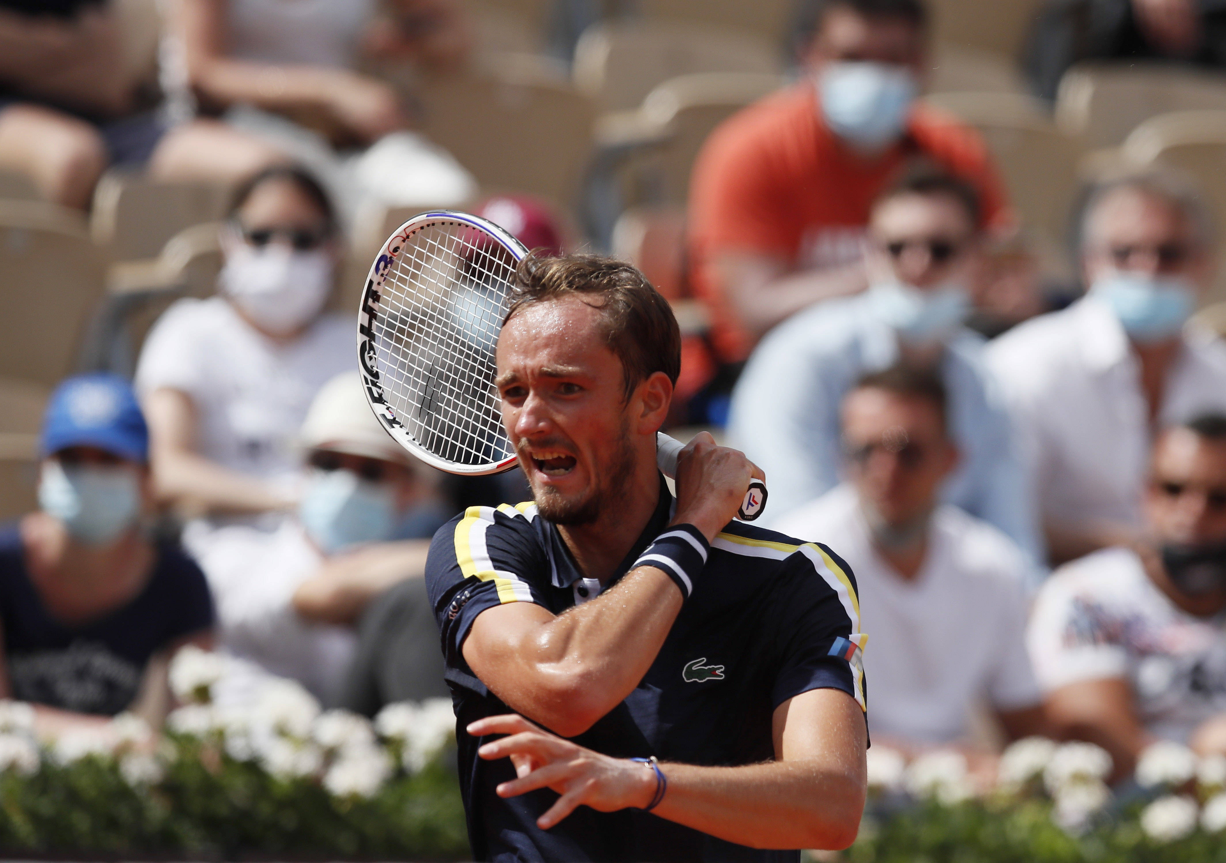 包含意大利网球队血洗英国网球队,梅德韦杰夫统治全场的词条 包含意大利网球队血洗英国网球队,梅德韦杰夫统治全场的词条