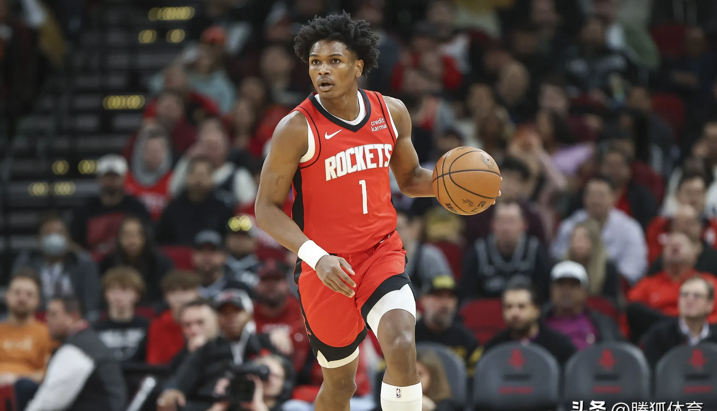 包含火箭轻取灰熊，凯尔·库兹马打破历史纪录的词条