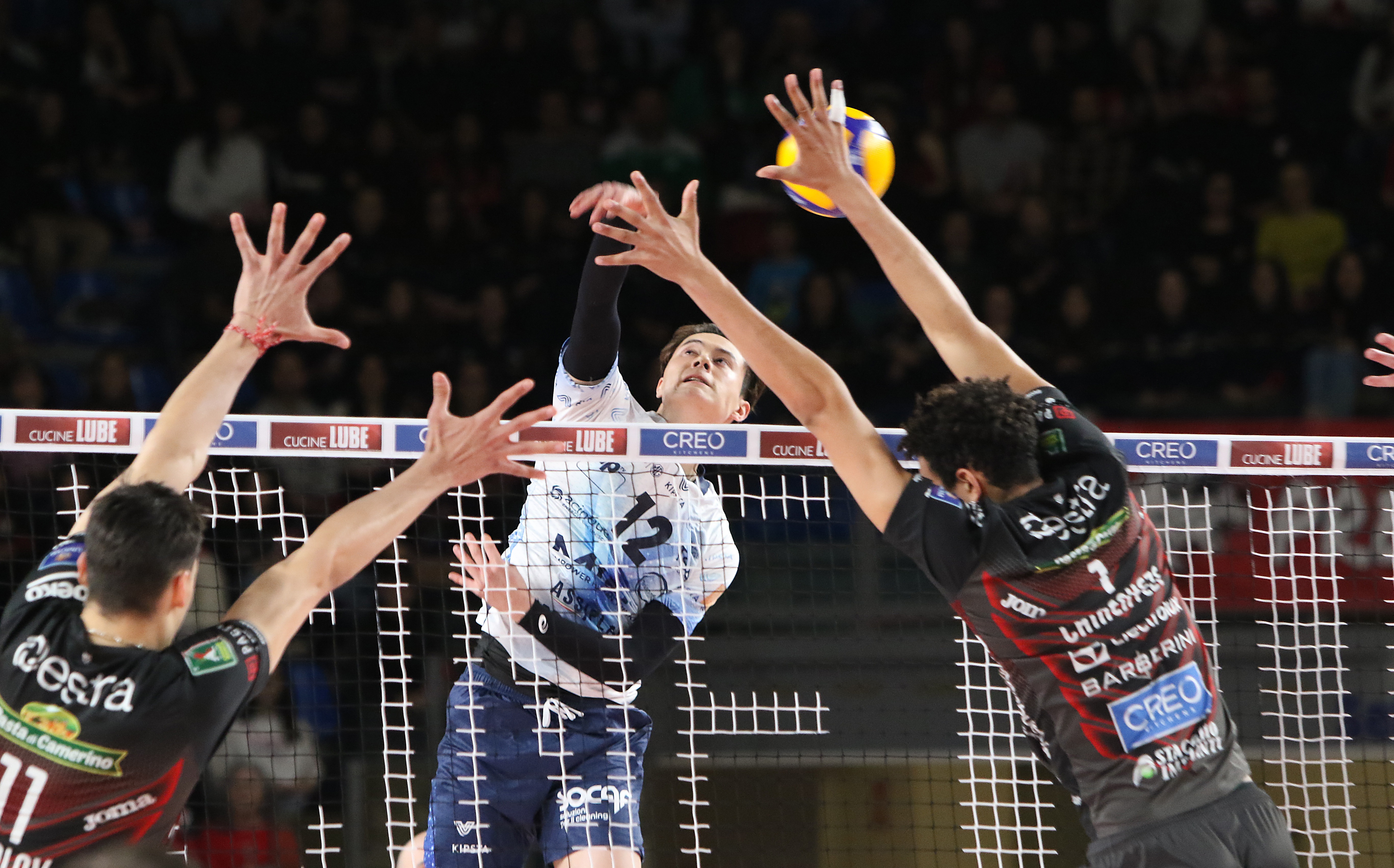 意大利联赛中一场令人惊叹的比赛