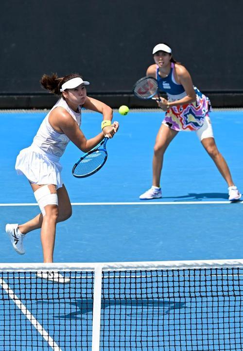 关于波兰队在比赛中势不可挡，成功晋级下一轮的信息