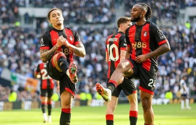 关于伯恩茅斯客场大胜，实现三连胜的信息