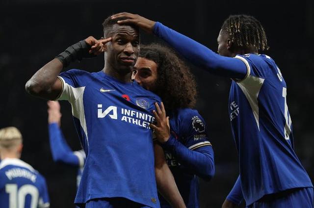 希腊绝杀葡萄牙，罗德里状态火热