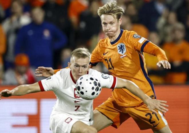 包含罗马绝杀波兰，德容统治全场的词条