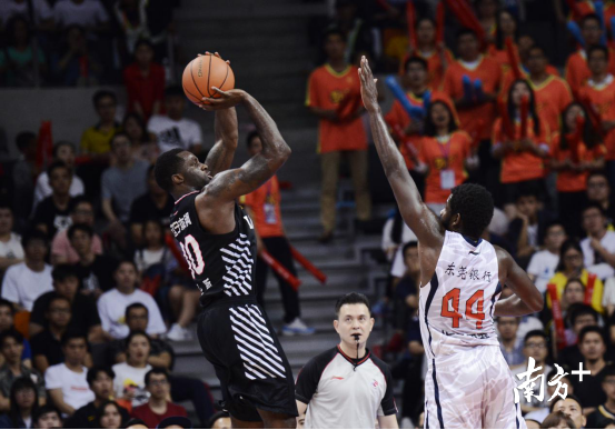 骑士翻盘辽宁队,易建联状态火热的简单介绍 骑士翻盘辽宁队,易建联状态火热的简单介绍