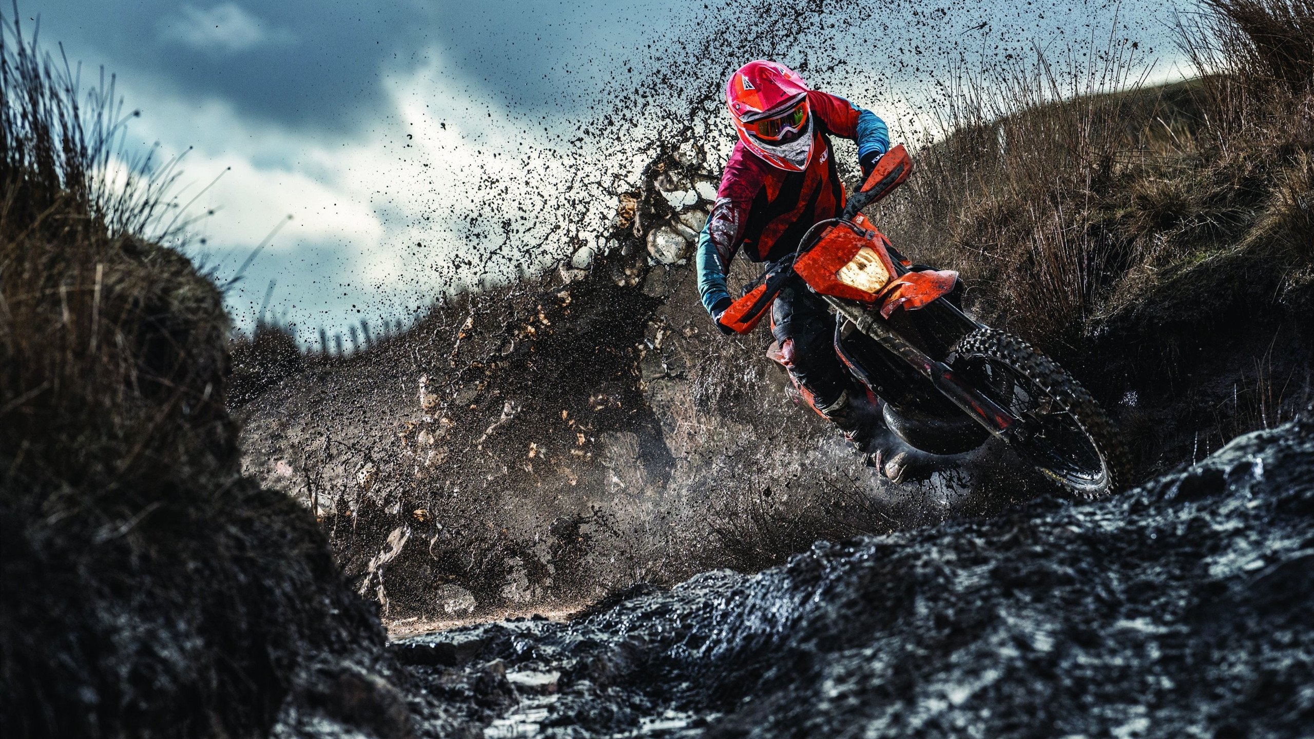 冰与火之歌，乌拉圭最后时刻绝杀冰岛，年度焦点之战载入史册