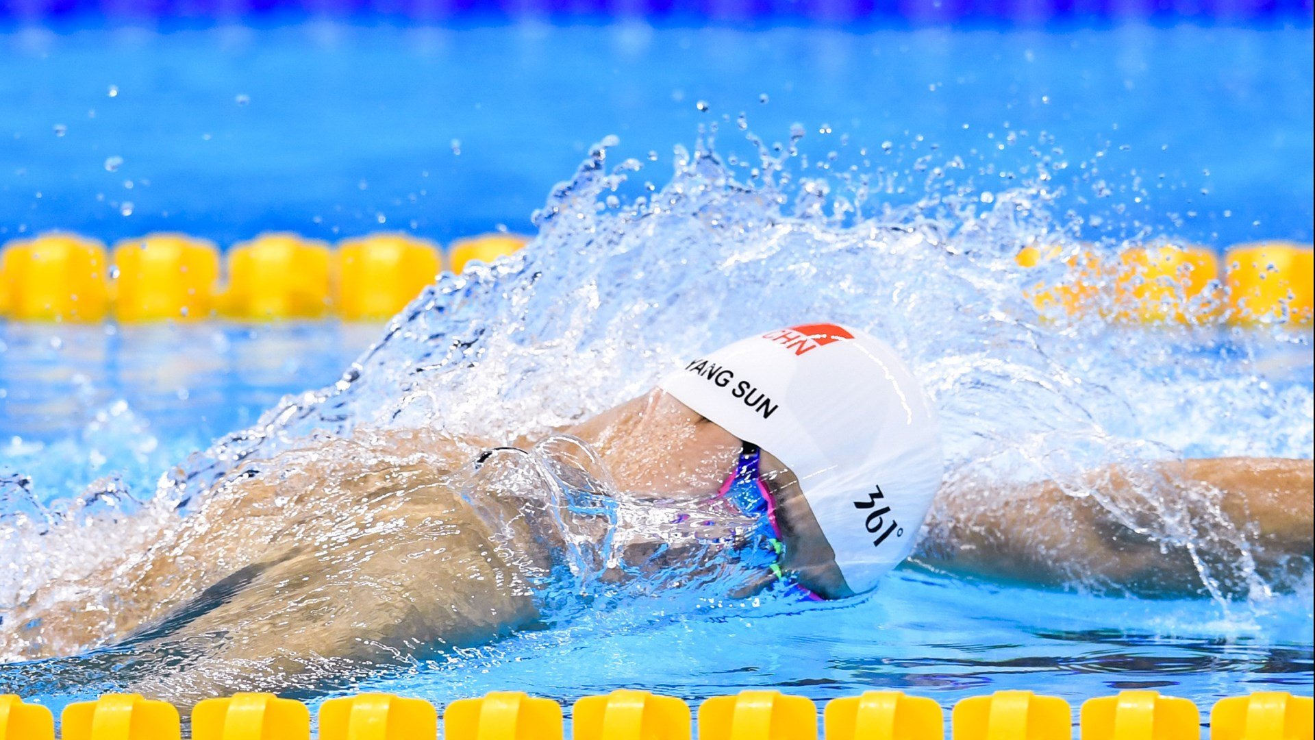 世界排名争夺战之夜,布克存在感拉满